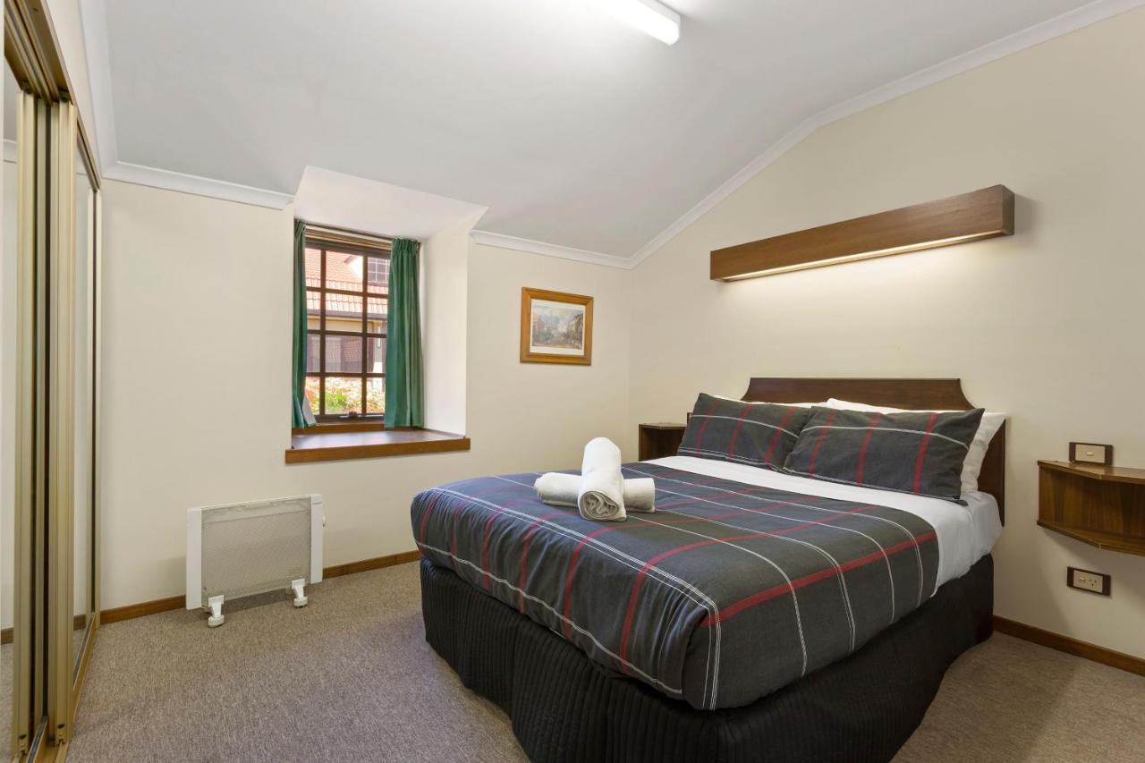 Village Family Motor Inn Launceston Esterno foto