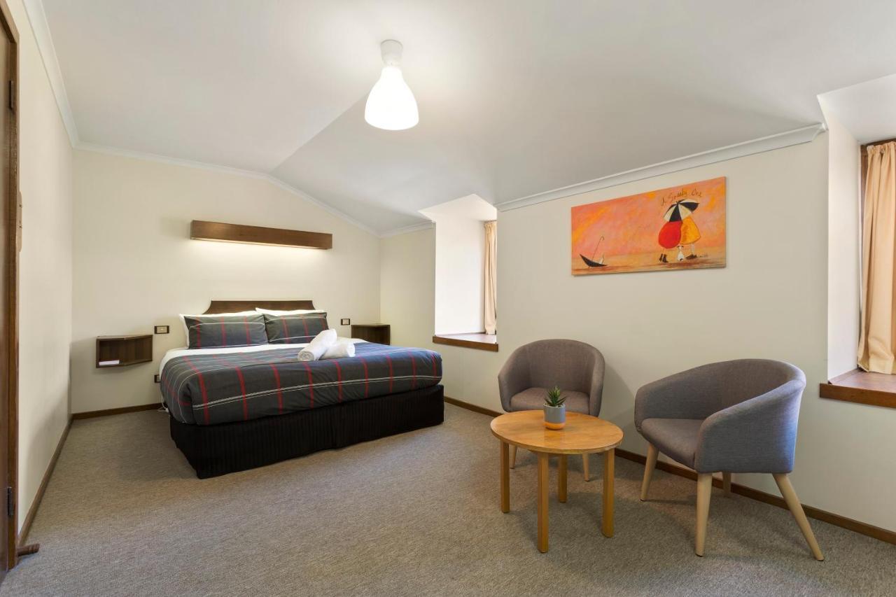 Village Family Motor Inn Launceston Esterno foto