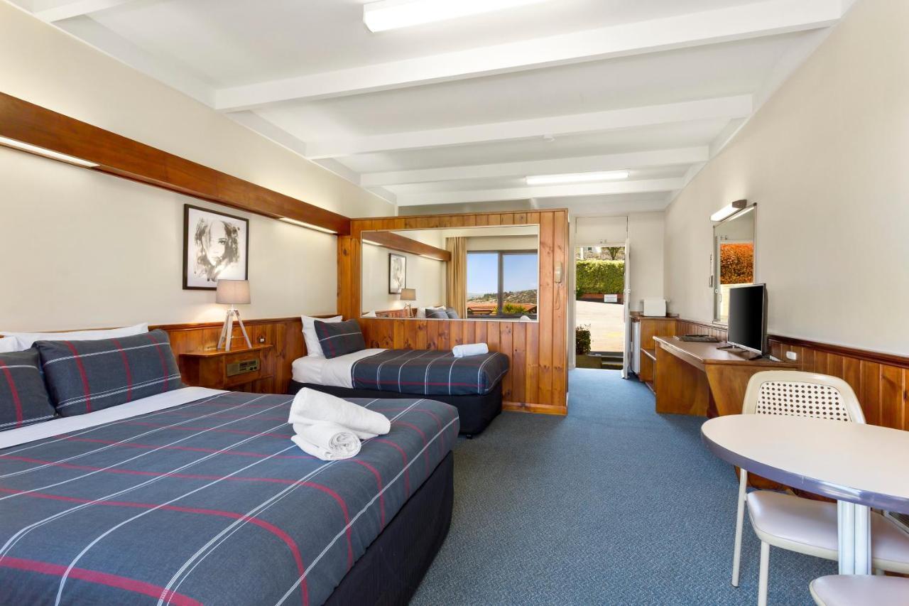 Village Family Motor Inn Launceston Esterno foto