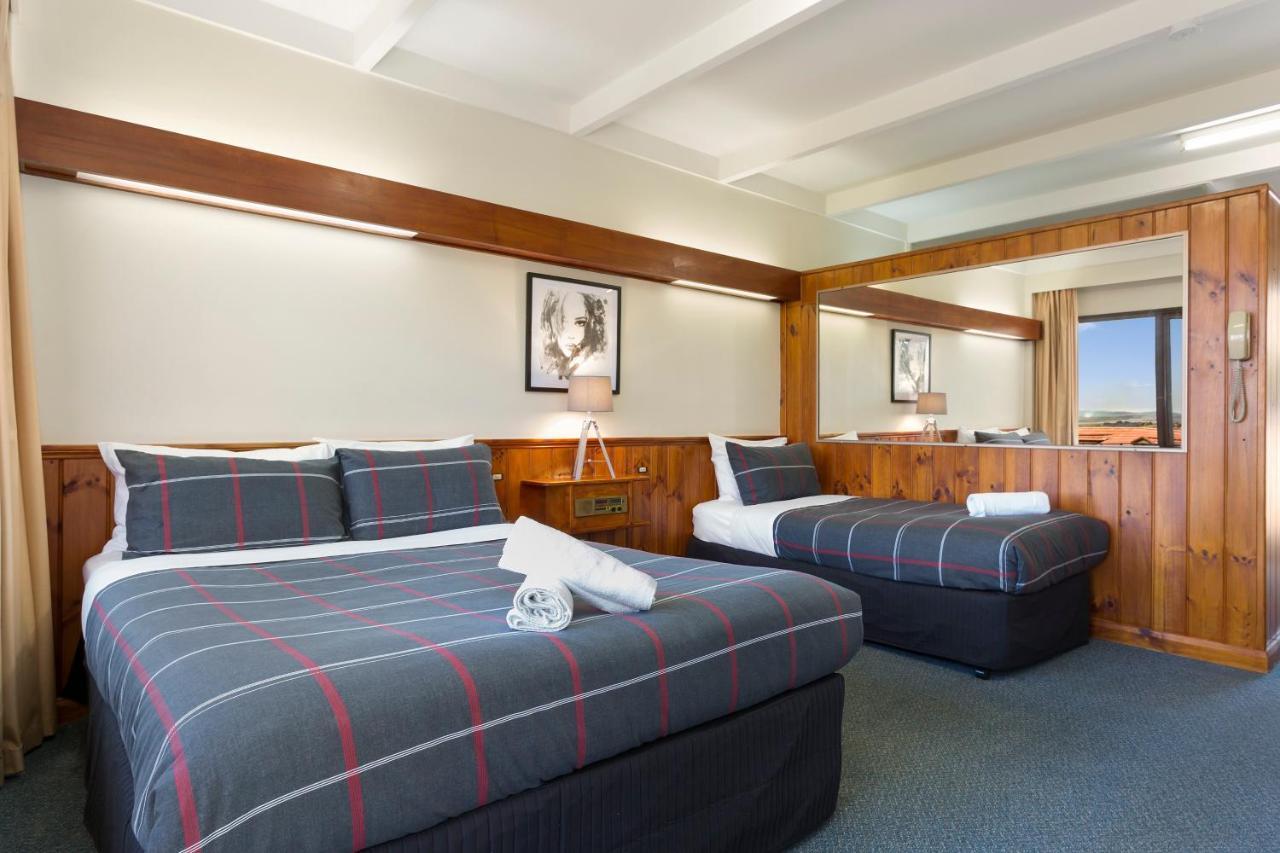 Village Family Motor Inn Launceston Esterno foto